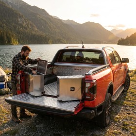 BLACKBOX Innovative Alu schwenkbare Staubox für Ihren VW Amarok