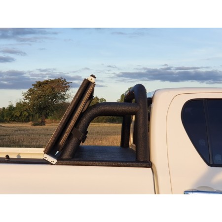 PROTECT Cover faltbare Alu Laderaumabdeckung mit Überrollbügel f. VW Amarok Doppelkabine
