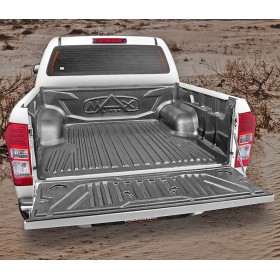 MAXLINER lower edge / upper edge cargo area tub for Isuzu D-Max double cabin