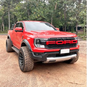 Kühlergrill für Ford Ranger Raptor Generation 2023 mit Tagfahrlicht