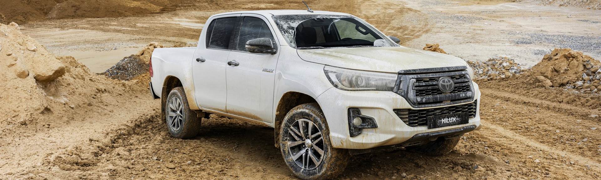 Slide 4 -   Toyota HILUX